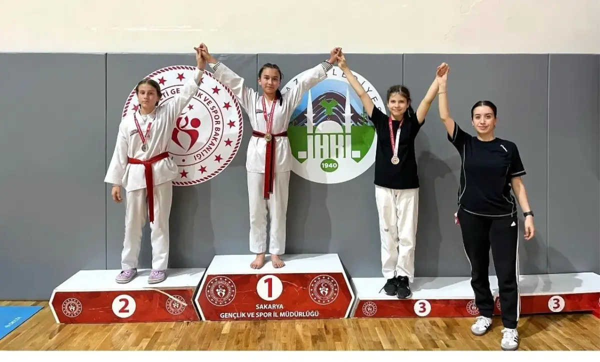 Sakarya Taekwondo Takımı, Anadolu Yıldızlar Ligi'nde 82 Madalya Kazandı