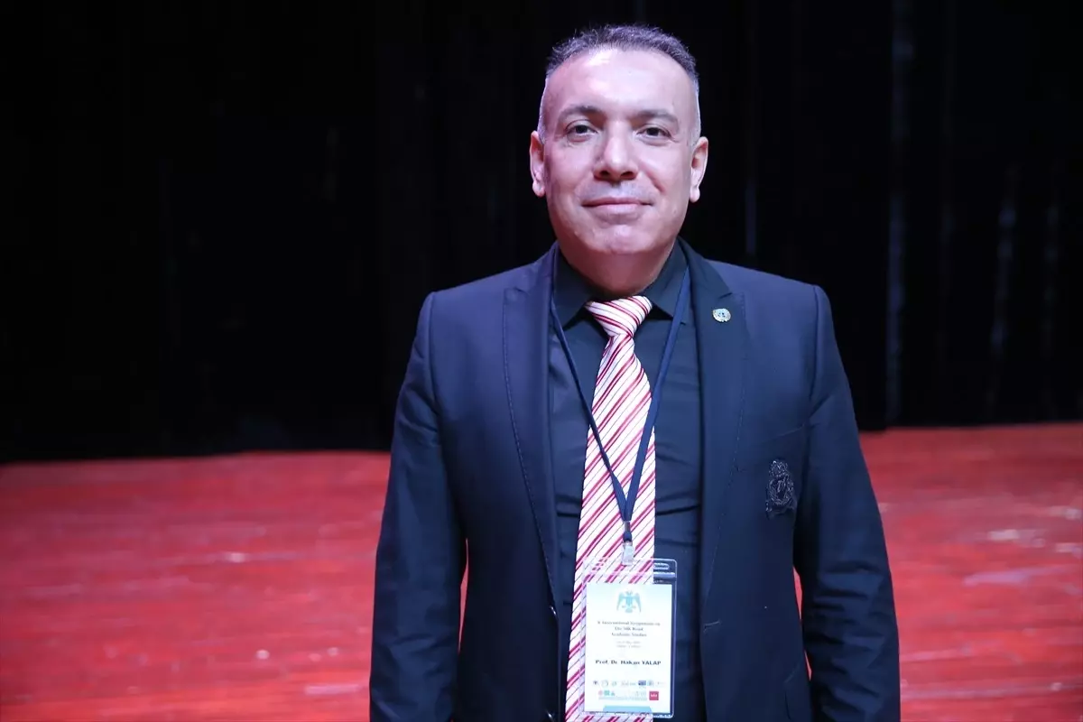 8. İpek Yolu Sempozyumu Niğde'de Başladı