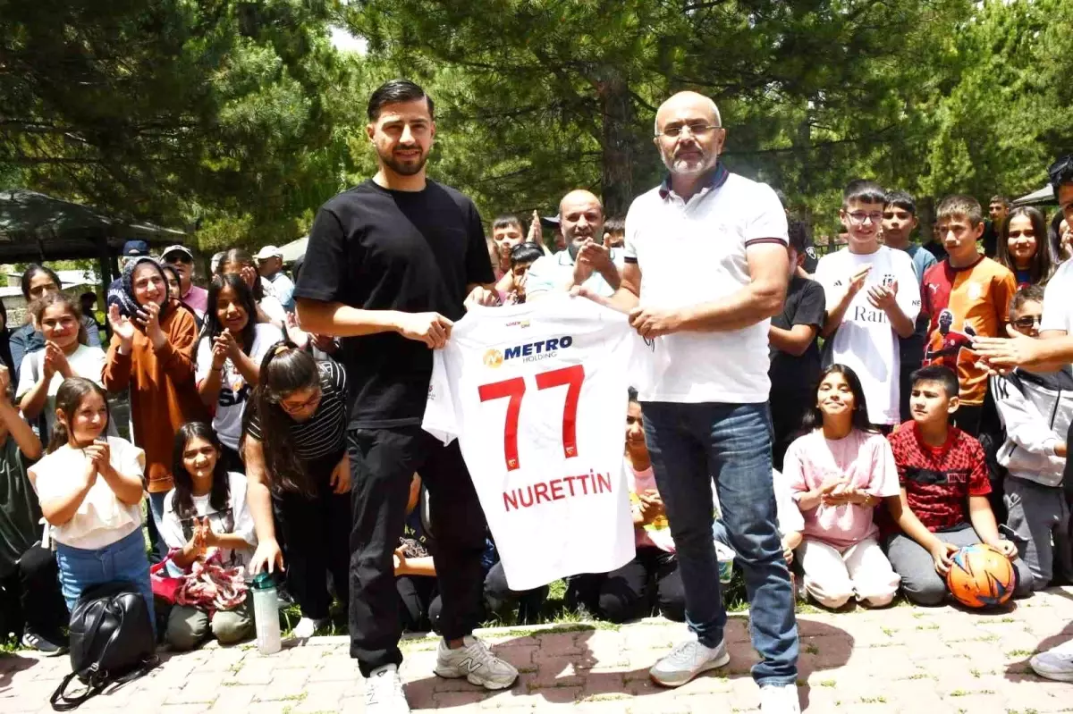 Nurettin Korkmaz, Öğrencilerle Buluştu